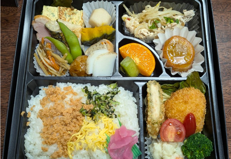 なごみ（25×25×4.5㎝）