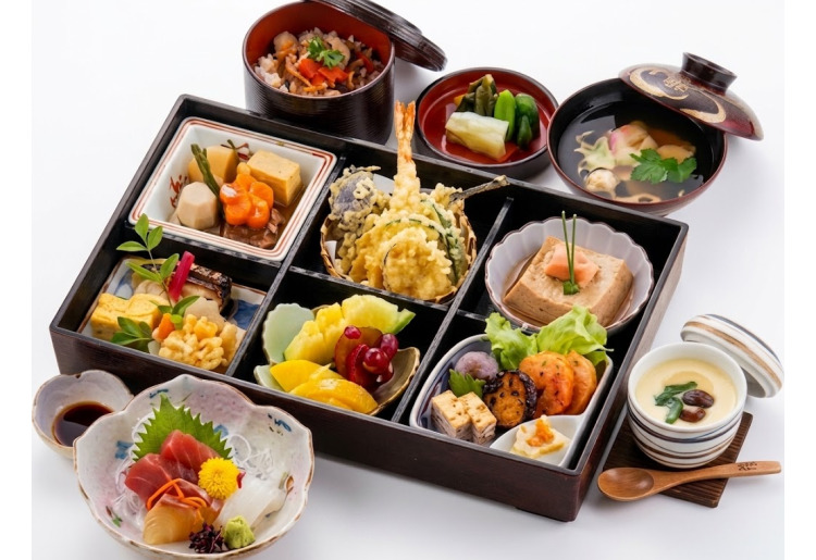 松花堂弁当　菖蒲